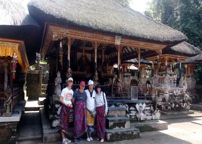 Uma Nandhi Ubud *