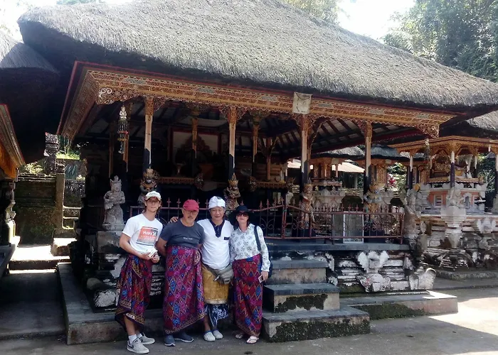 Uma Nandhi Ubud *