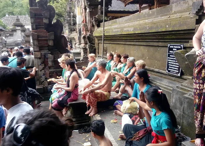 Uma Nandhi Ubud *